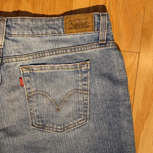 Levi’s 515 Light Wash Cutoff High Waisted Shorts size 14 - Picture 4 of 12